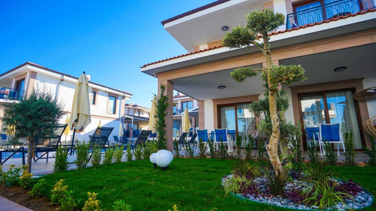 Rota Seaside Otel Cunda Екстер'єр фото